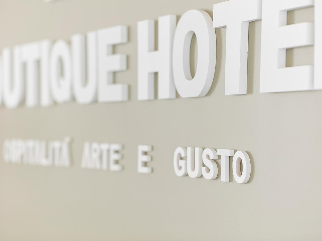 Mane Boutique Hotel Roseto Degli Abruzzi Ngoại thất bức ảnh